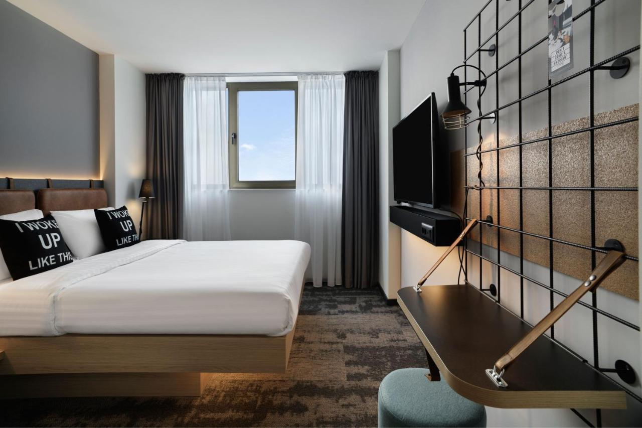 Moxy Belgrade Hotel ภายนอก รูปภาพ