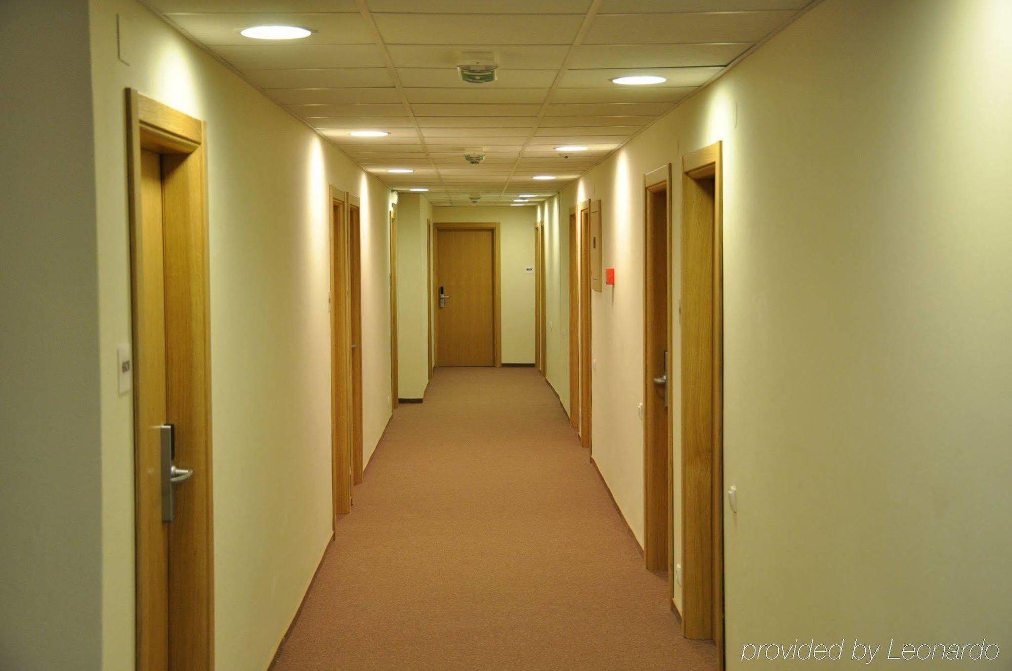 Moxy Belgrade Hotel ภายนอก รูปภาพ